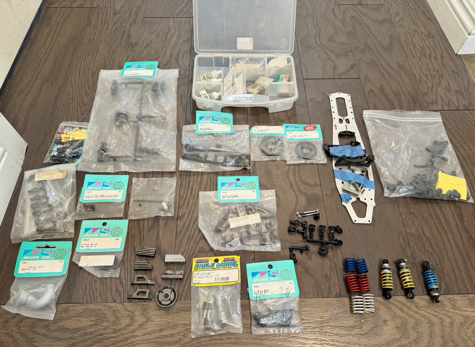 Mugen Seiki MTX3 MTX4 Parts Lot NOS