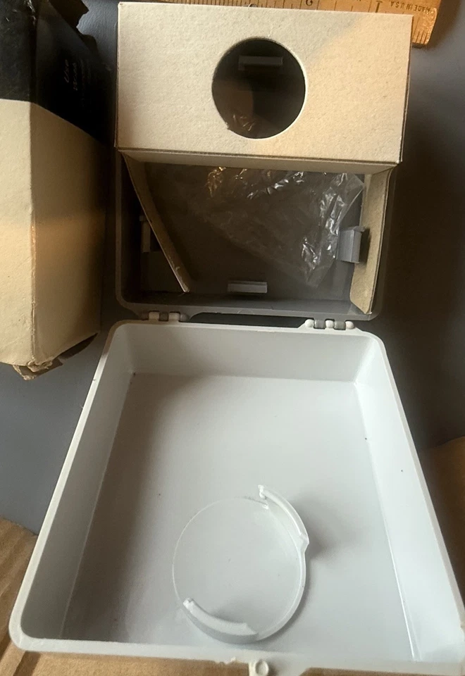 Vintage POLAROID 581-Portrait Kit w/Original Box - Image 3 of 4