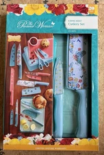 The Pioneer Woman 20-Piece Blooming Bouquet Cutlery Knife Set & Cutting Boards
