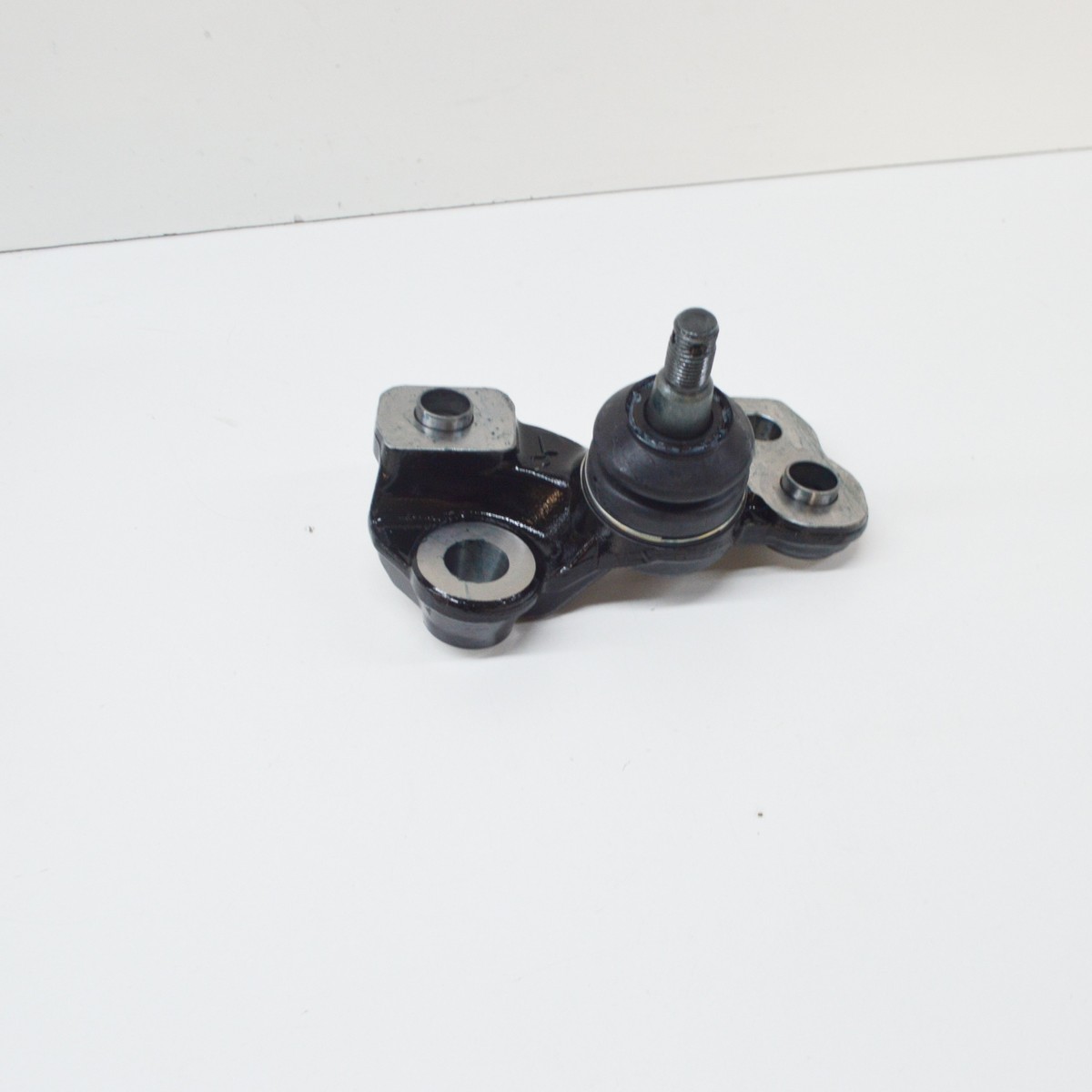 LEXUS LS XF40 Front Left Lower Ball Joint 4334059145 43340-59145 
