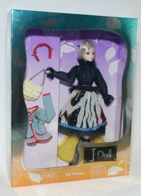 J-DOLL FASHION PULLIP GROOVE INC JUN PLANNING NEW VHTF STROGET X-125