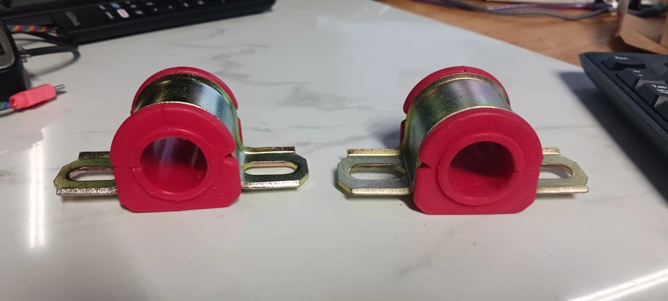 Juego de 2 bujes de barra estabilizadora 15/16 delanteros para Ford Mustang 65-73 pares Foto 3 de 4