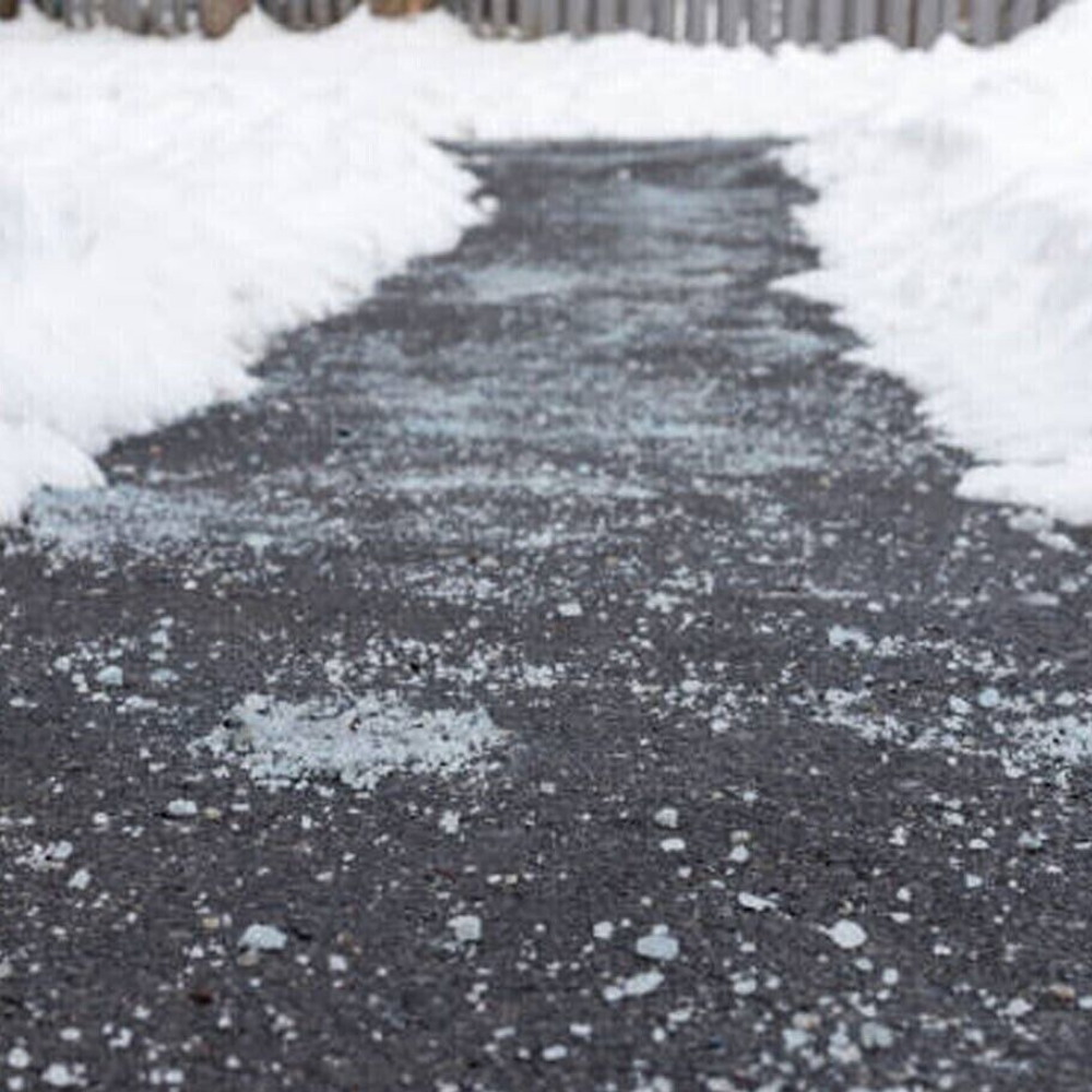 10kg Winter Snow Grit DeIcing Rock Salt for Driveways Pathway Fast