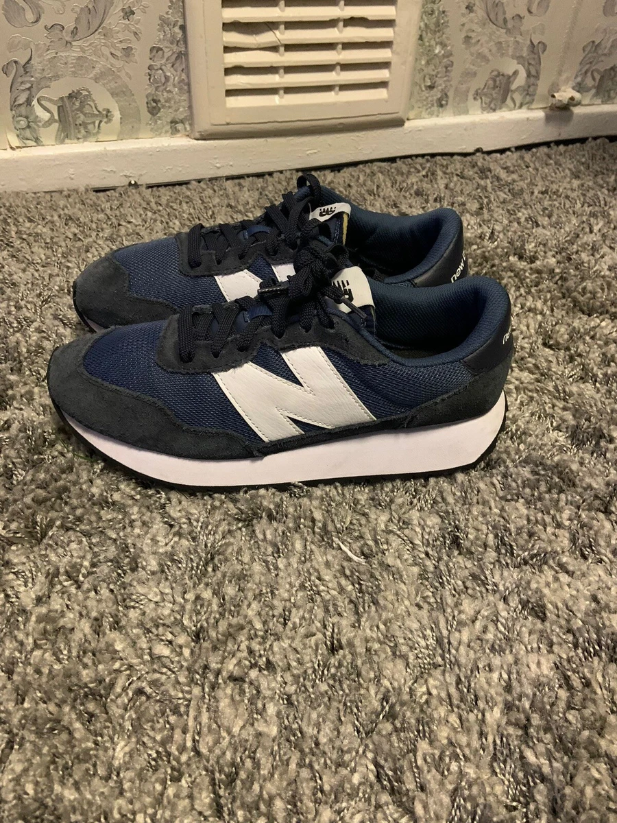 New balance 620 navy hotsell & yellow suede mesh trainers