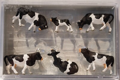 Preiser HO #10145 Cows -- Black, White pkg(6)