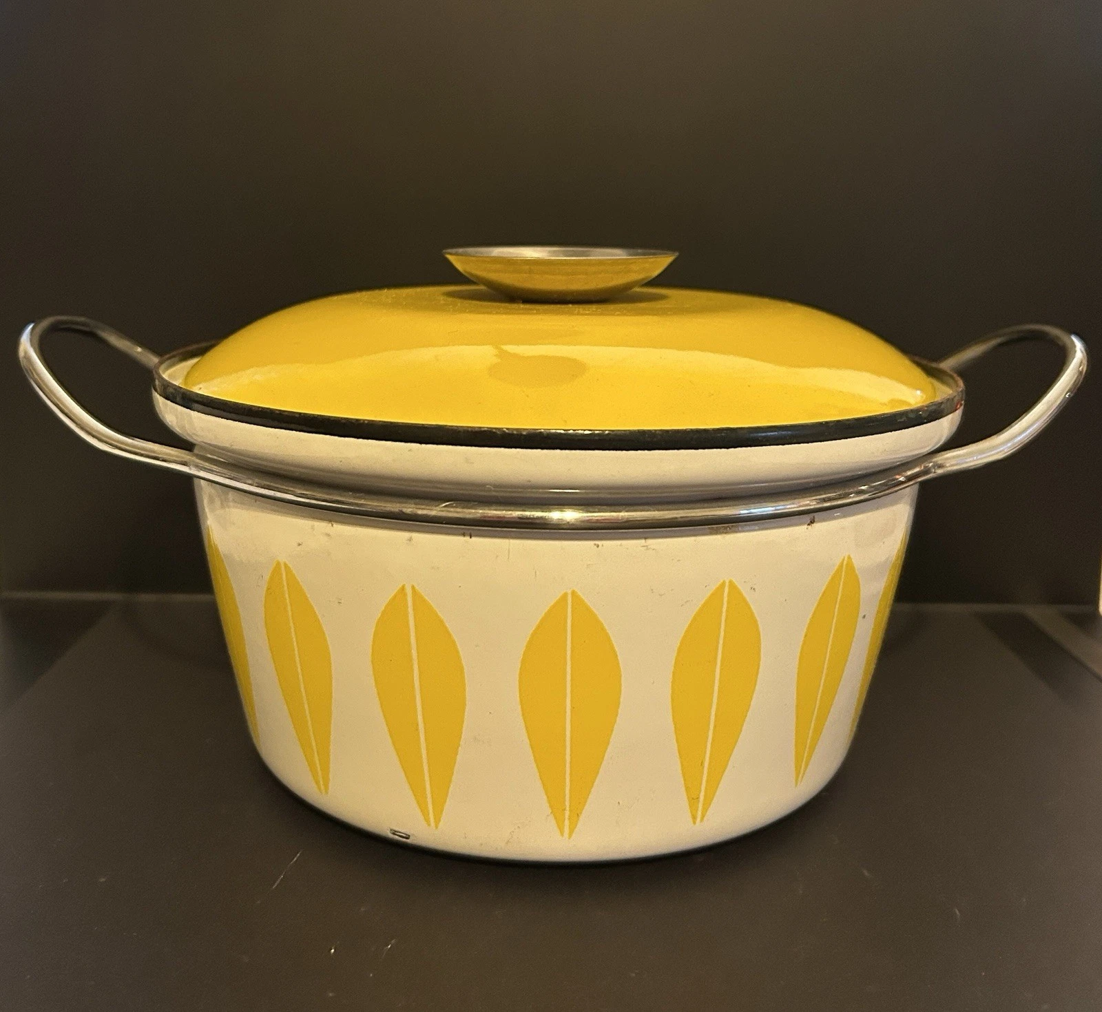 Vintage Catherine Holm of Norway Enamelware Dutch Oven Casserole Dish
Opens in a new window or tab