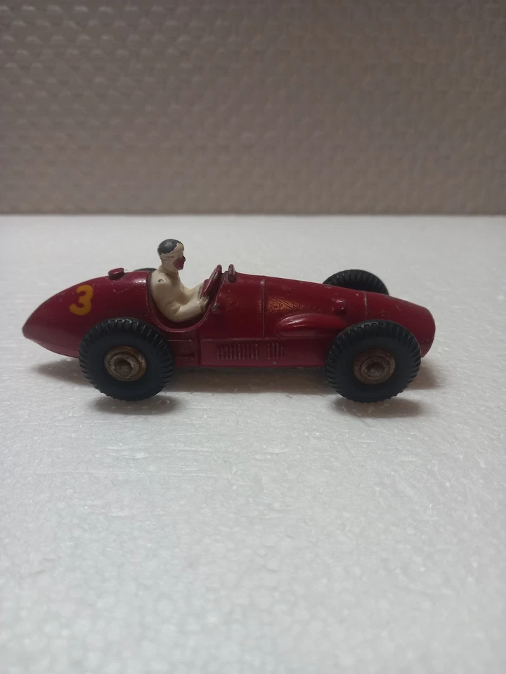 DINKY TOYS FRANCE - 23J - FERRARI - BE - Calandre quadrillé - (n° 3) - Photo 2/4
