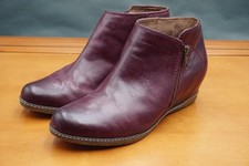 Dansko Leyla Womens Size 9 Purple Leather Boo...