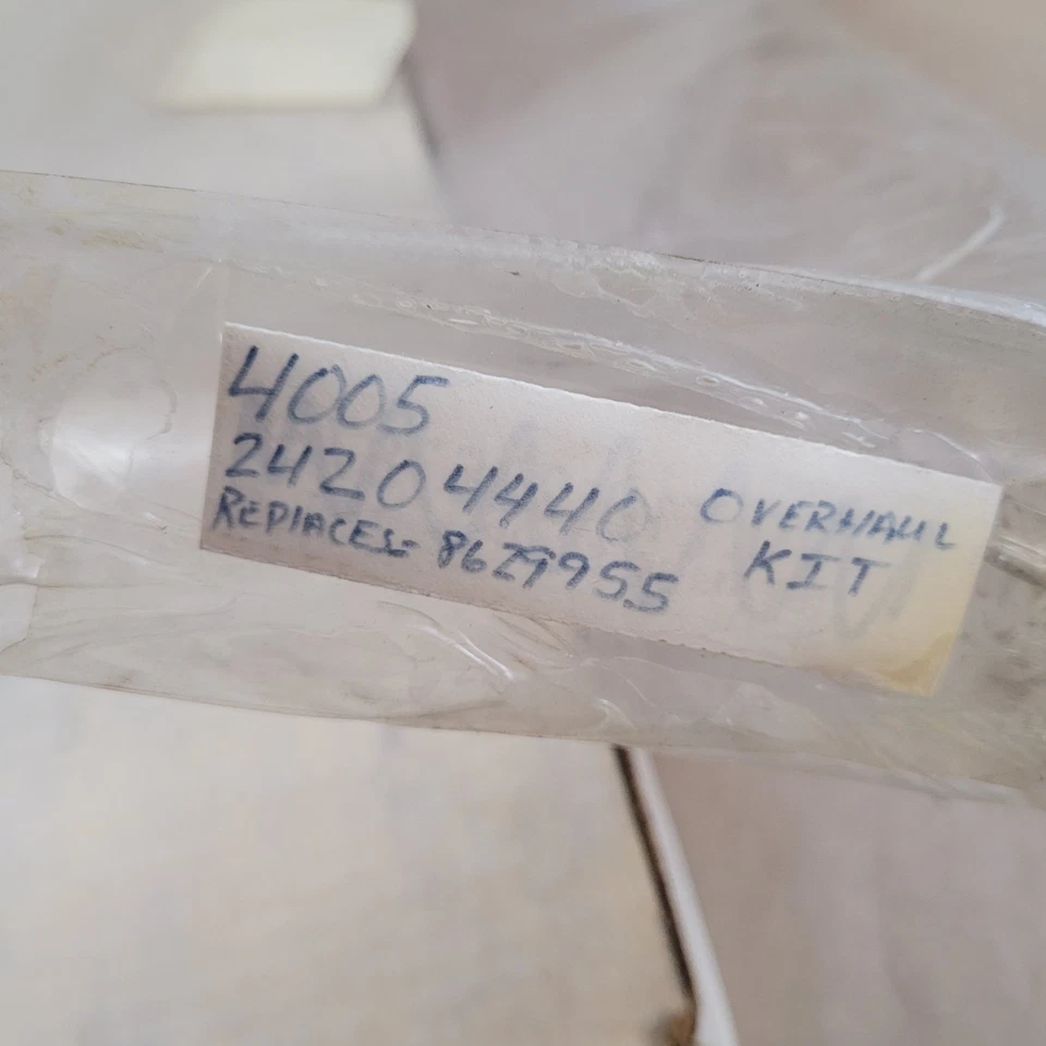 Nuevo kit de reconstrucción de transmisión NOS GM 24204440 1985-1990 HMMWV Hummer H1 CUCV Foto 3 de 4