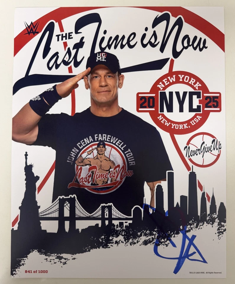 COMBO DE 2 ARTÍCULOS: FOTO FIRMADA DE JOHN CENA NYC FAREWELL TOUR 11X14 + PROGRAMA DORADO Foto 2 de 3