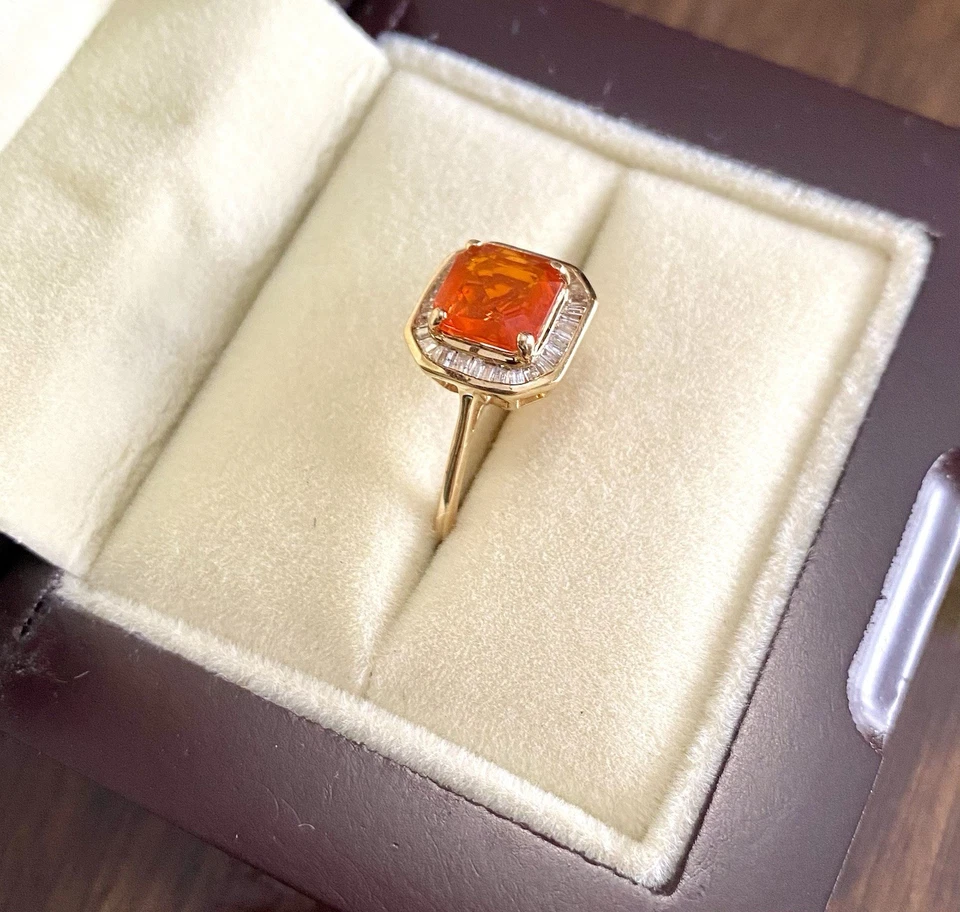 10k Gold AAAA Fire Opal, White Diamond Halo Ring. Luxoro - Image 4 of 4