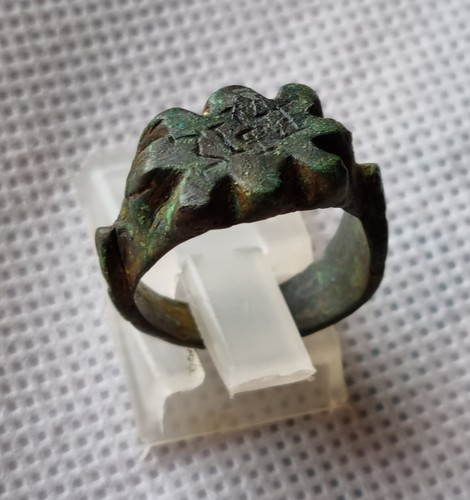 ORIGINAL  Ancient Roman  bronze engraved ring with inscription on Greek 200 AD