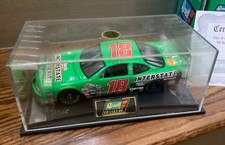 Revell 1998 NASCAR 18 Bobby Labonte- Interstate Batteries 1:24 Scale 1 of 5,598