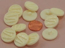 Lot of 12 Cream Plastic Shank Buttons 13/16" 20mm  6481