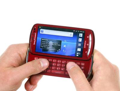 Sony Ericsson Xperia Pro MK16 MK16i | 3.7 in Touchscreen | 8.0 MP