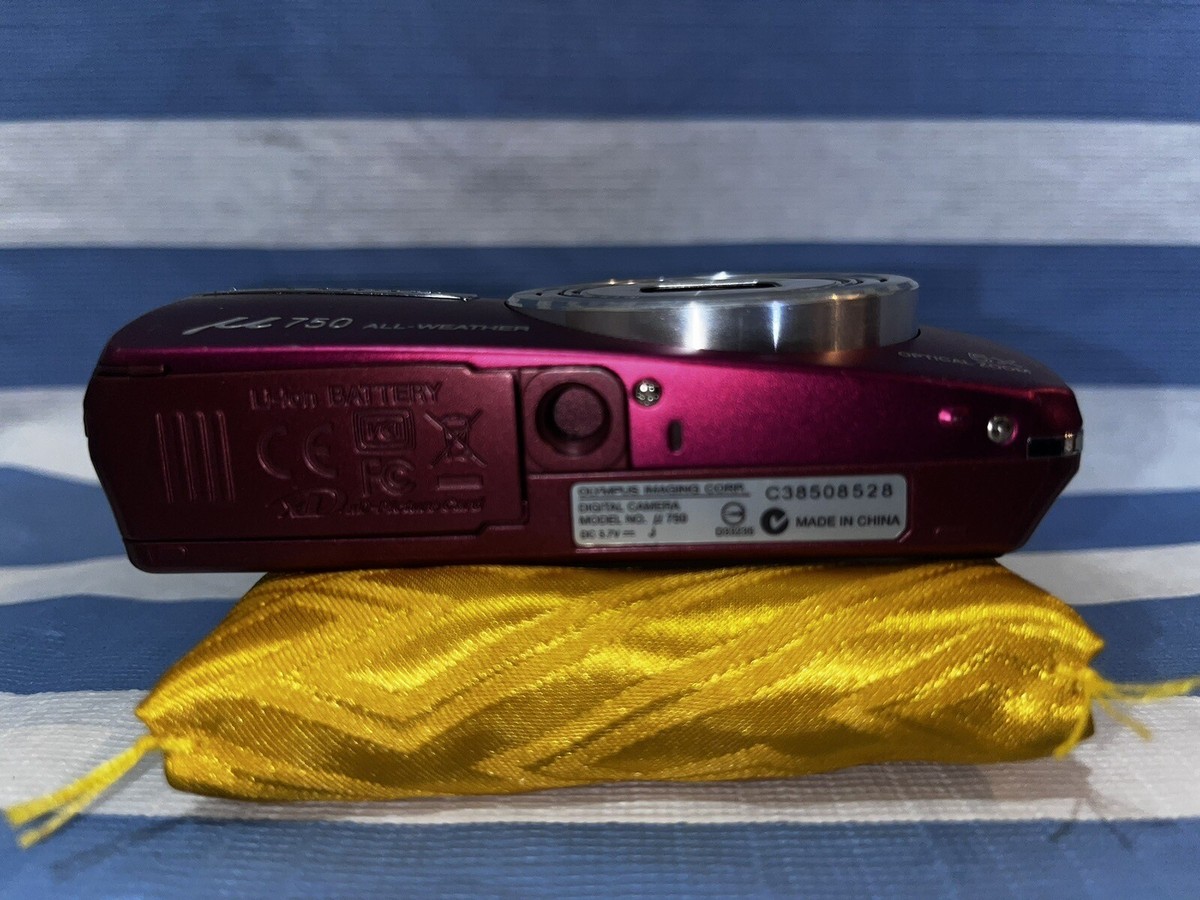 Olympus OLYMPUS μ750,7MP,5x,f/3.3,2.5inch,Sunset Red Olympus OLYMPUS μ750,7MP,5x,f/3.3,2.5inch,Sunset Red