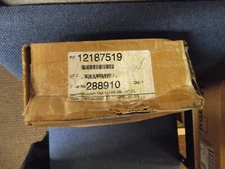 Chatsworth Products Jump Tray Lower, Dbl, 23", Clear