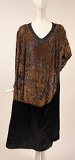 FLAPPER 1920  S RICH FLORAL VOIDED SILK VELVET  SILK SATIN DRESS W BUTTON 