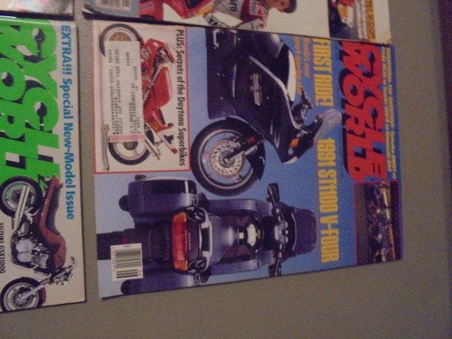 COMPLETE YEAR OF 1990 CYCLE WORLD MAGAZINE,HONDA,YAMAHA,SUZUKI,KAWASAKI,HARLEY,K - Picture 7 of 12