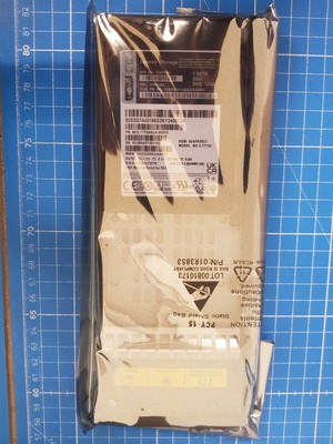 Lenovo 01KP062 7.68TB SAS 12Gbps SFF 2.5'' Enterprise Internal Solid State Drive
