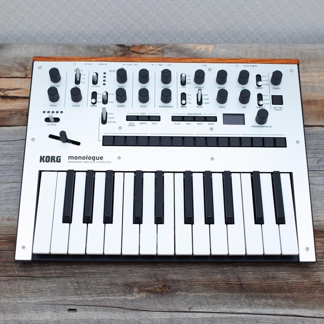KORG monologue ゴールド + volca f（Korg Monologue Analogue