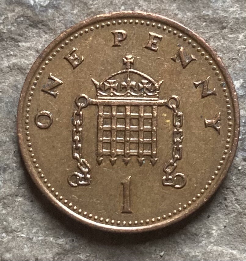 Vintage 1988 UK One Penny Coin United Kingdom Great Britain