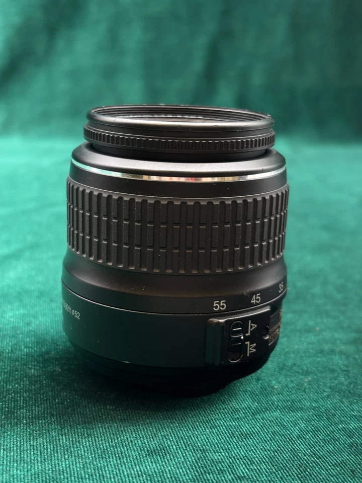 Objectif Nikon AF-S DX Zoom-Nikkor 18-55 mm f/3,5-5,6 G ED II pour pièces - Photo 4/4