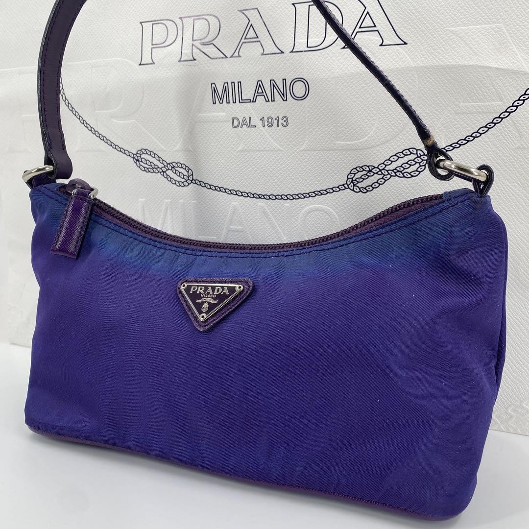 プラダ ミニ アクセサリーポーチ ハンドバッグ パープル ナイロン レザー PRADA プラダ アクセサリーポーチ ハンドバッグ ミニバッグ