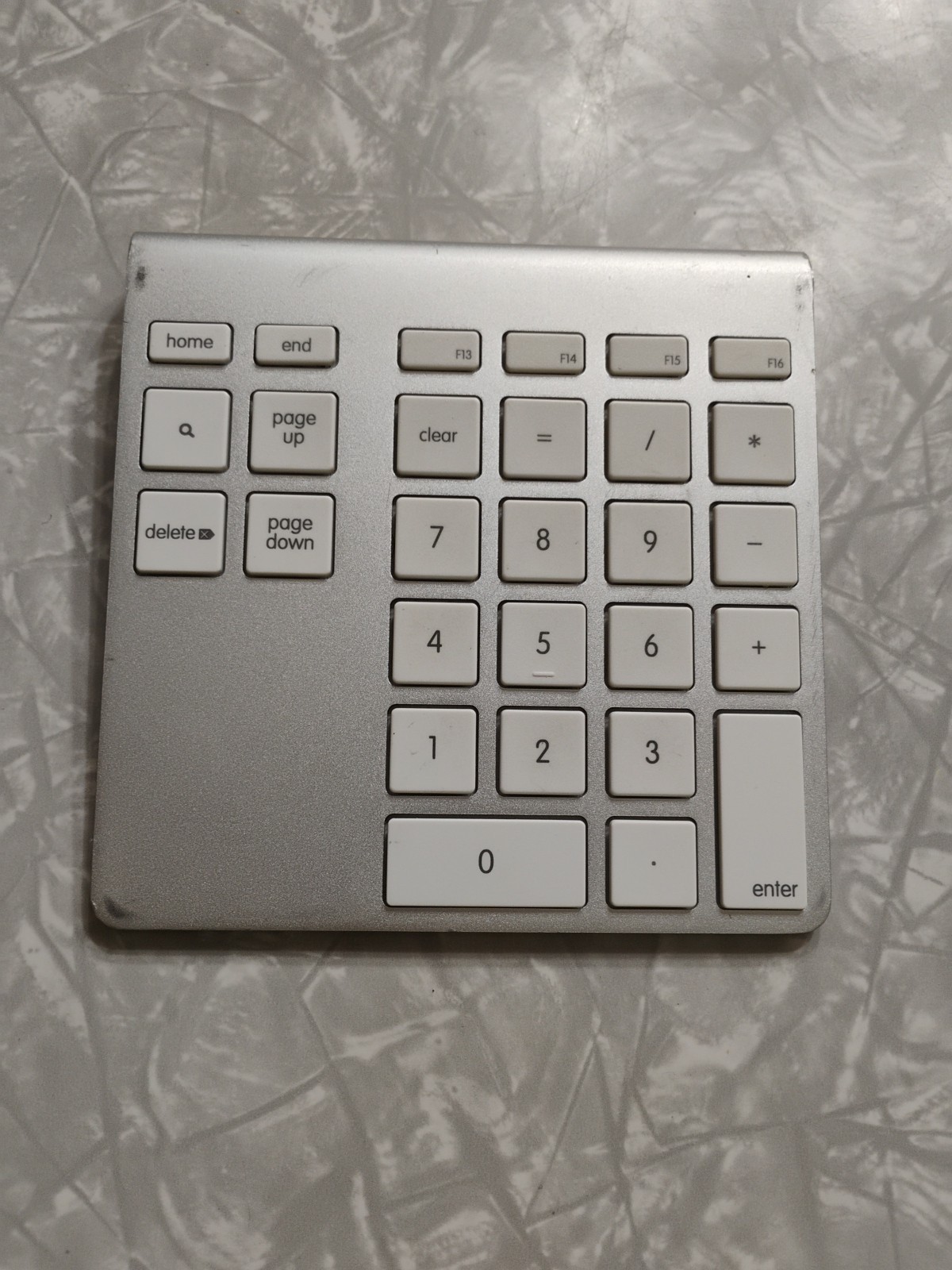 Belkin YourType F8T067 Bluetooth Wireless Numeric Keypad - T