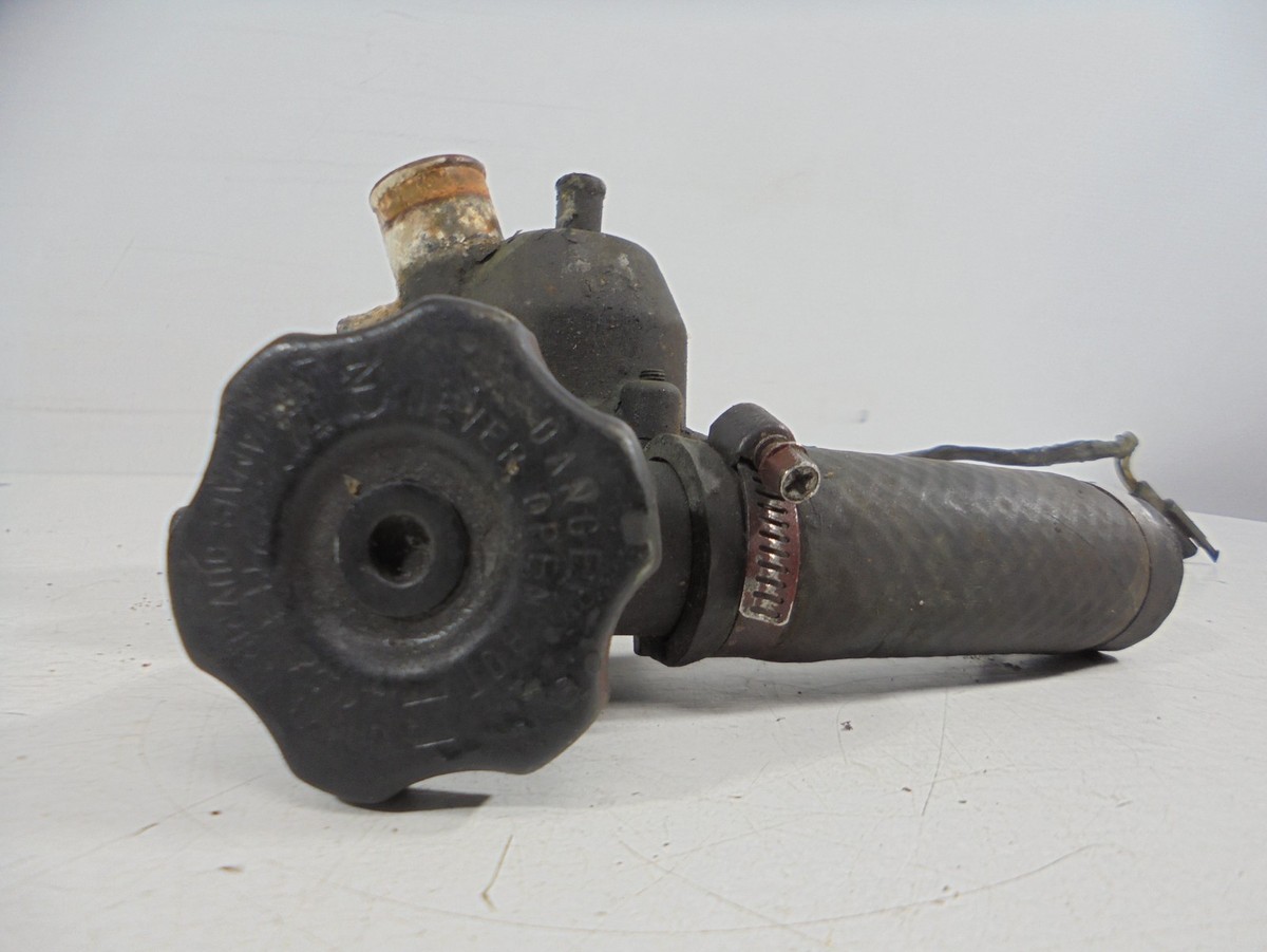 1996-2003 Kawasaki Ninja ZX7R ZX750 OEM Coolant Temperature