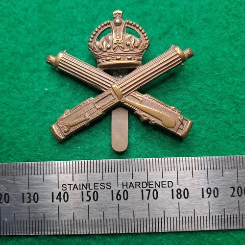 WW1 British Machine Gun Corps MGC Cap Badge - Original