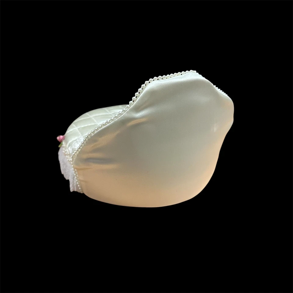 Casa de muñecas artesanal vintage miniatura chaise redonda cama romántica vestida ÚNICA EN SU CLASE Foto 3 de 4