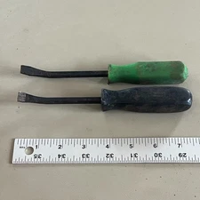 Napa Pry Bar Multi Purpose Tool 7.5" & 7" long - Set of 2