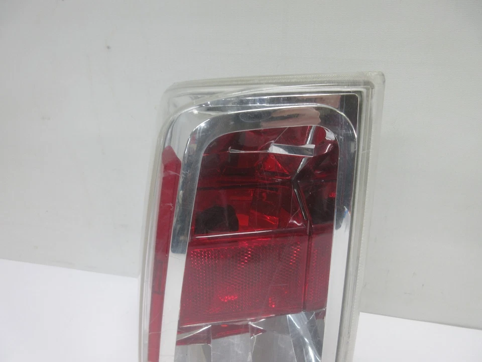 2006 - 2009 Mitsubishi Raider Driver Left LH Rear Brake Tail Light OEM READ - Image 2 of 4
