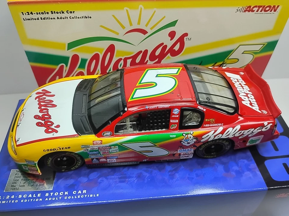 Terry Labonte #5 Kellogg's Corn Flakes 1998 Chevrolet Monte Carlo 1:24 Scale Die - Image 4 of 4