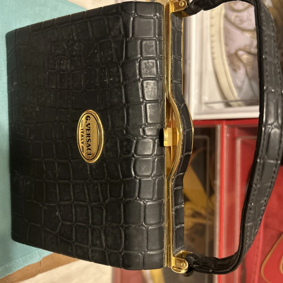 Rare Vintage Gianni Versace Black croc Leather Handbag - 1980s  - Image 3 of 4