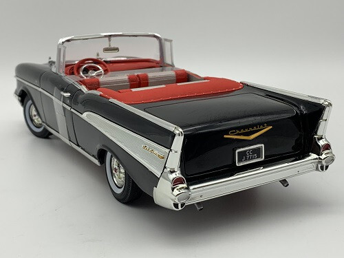 Chevy Bel Air Convertible James Bond 007 Dr. No im Maßstab 1:18 Auto World NEU - Picture 6 of 8