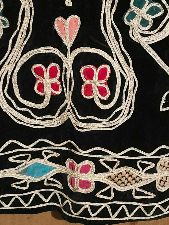 Afghanistan Afghan Pashtun Embroidered Charma Dozi Animal Floral Pattern Vest - Image 2 of 4