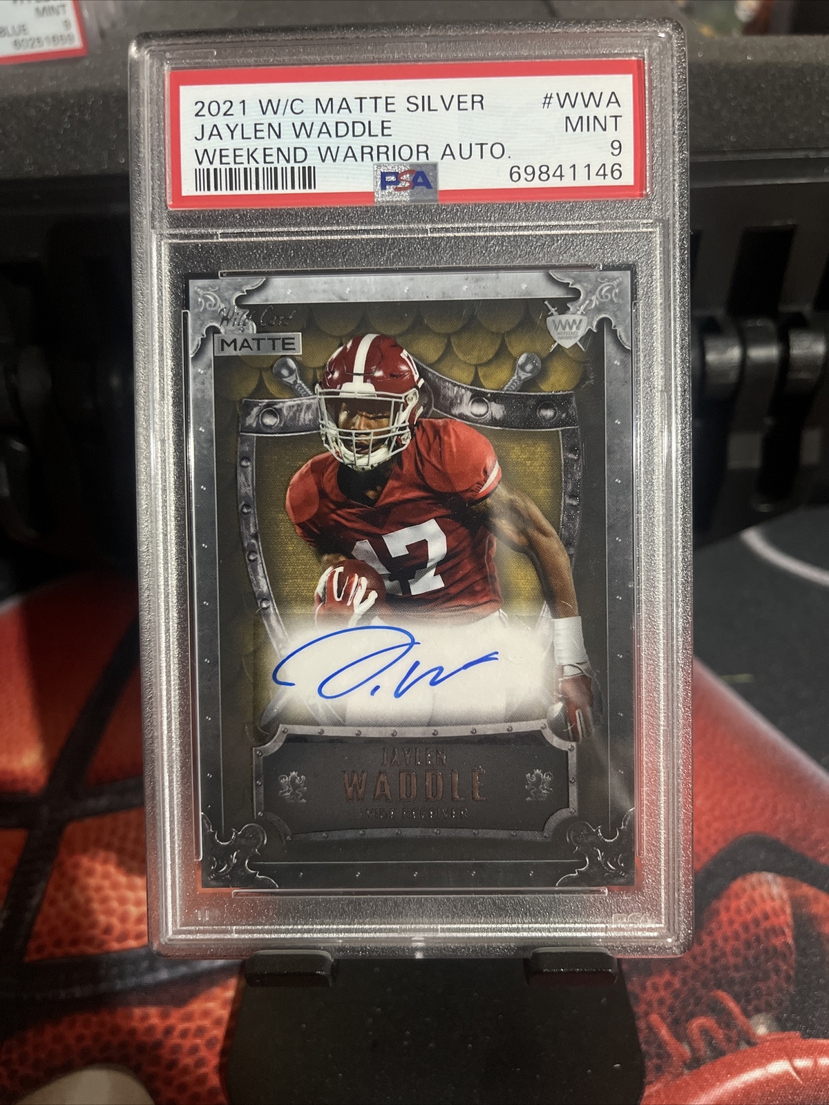 Jaylen Waddle Wild Card Matte Silver Weekend Warrior Autographs #WWA Base