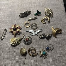 Collection of Fancy Vintage Jeweled Gold  Silver Bobby Pins 18 pins