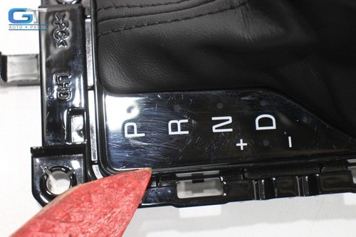 2023 KIA NIRO CONSOLE SHIFTER BEZEL GEAR POSITION INDICATOR & BOOT OEM - Picture 7 of 8