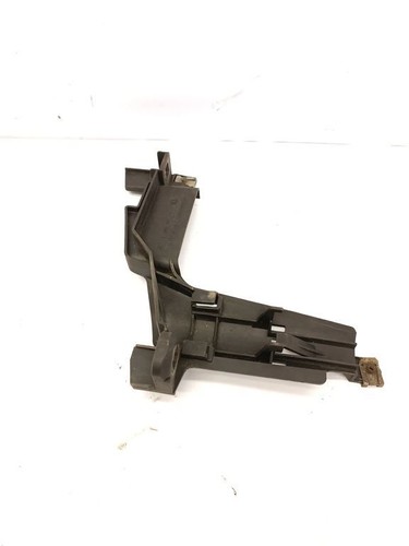 BMW 3 E46 2003 Rechte Scheinwerfer Halterung 1301073018