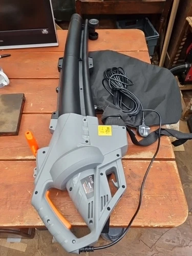 Vacuum Leaf Blower 3000W   Vacuum and Blower