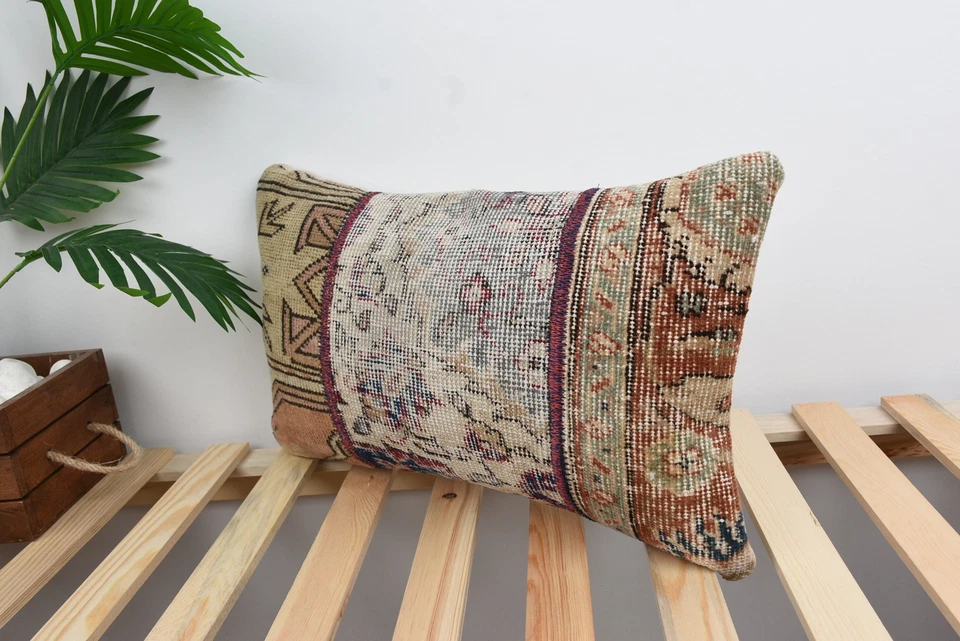 12"x20" Beige Cushion Case, Vintage Kilim Pillow, Vintage Kilim Throw Pillow - Image 4 of 4