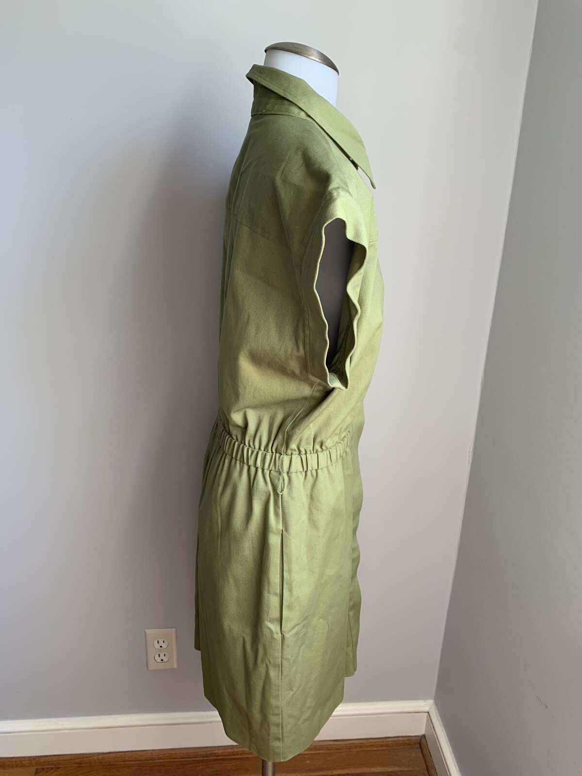 Women’s LDT Solid Green Button Up Collared Shirt … - image 2