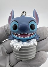 Funko Pocket Pop! Llavero exclusivo STITCH in BATHTUB 2022 Hot Topic Expo. OOB