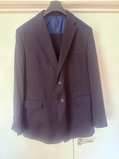 Marks & Spencer Men’s suit. Dark Blue. Jkt 44”. Trousers W 40”,L 29”. Fab cond