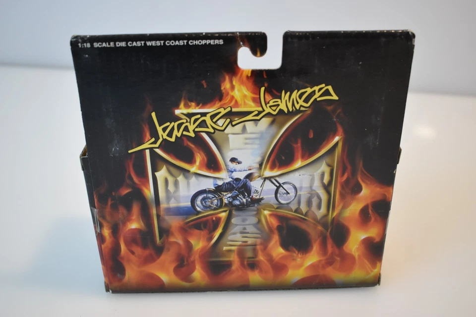 Jesse James West Coast Choppers Bling Bling CFL 1:18 Scale Diecast New in Box - Image 4 of 4