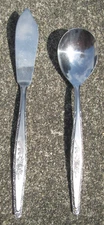 T&N Stylecraft Single Rose Pattern SYF2 Butter Knife and Sugar Spoon