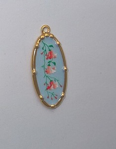 2 PENDANTS STAINLESS STEEL GOLD PLATE LIGHT CYAN FLOWERS 33.5X14MM